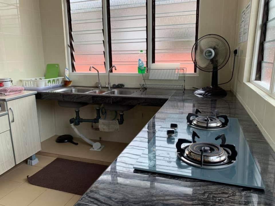 Bj Villa Homestay 쿠알라트렝가누 외부 사진